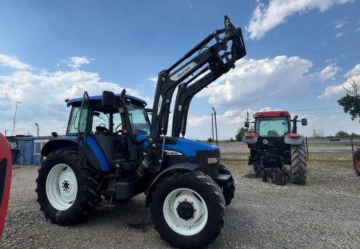 Tractor New Holland TM120